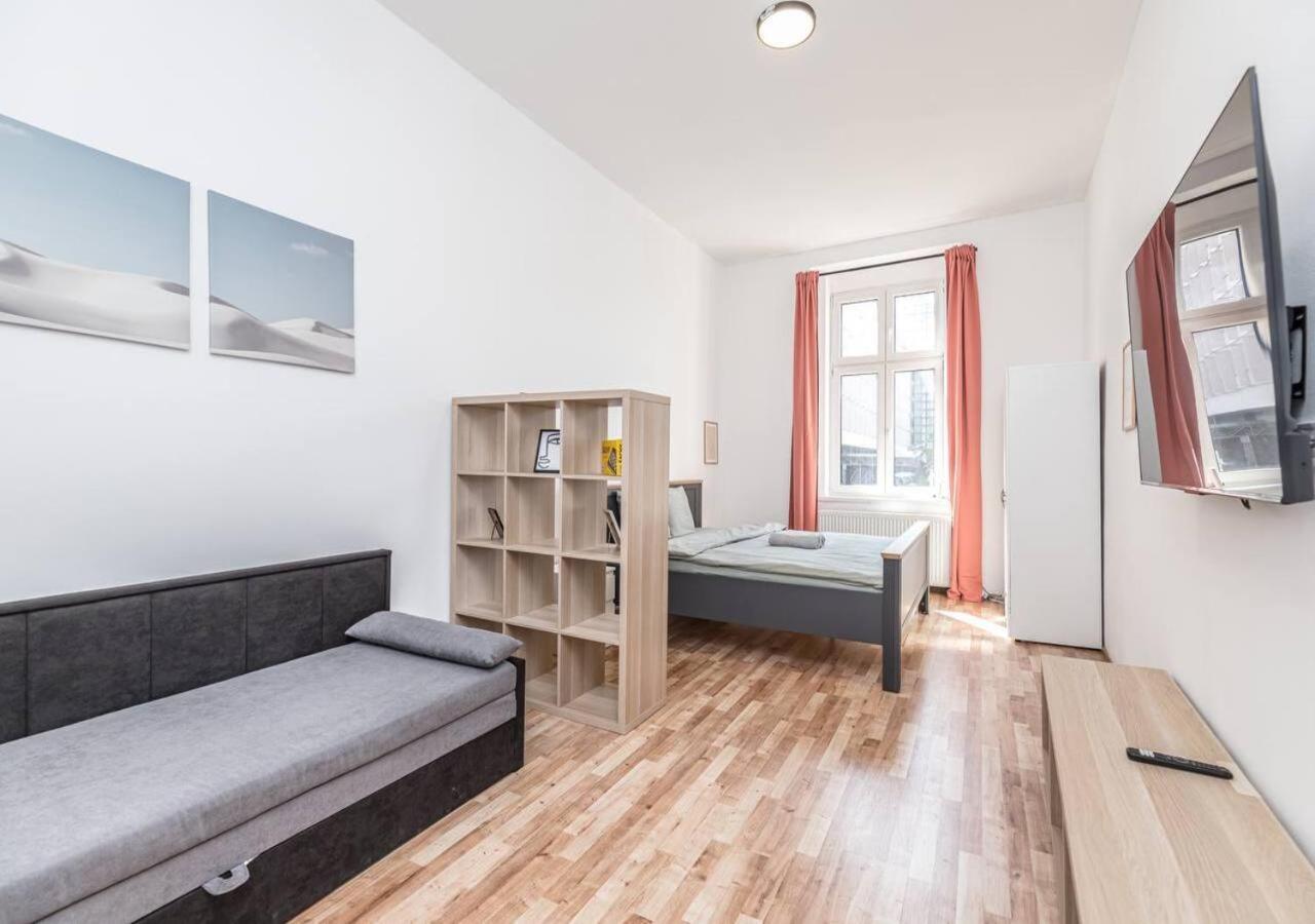 Elegance Apartments Praha Bagian luar foto